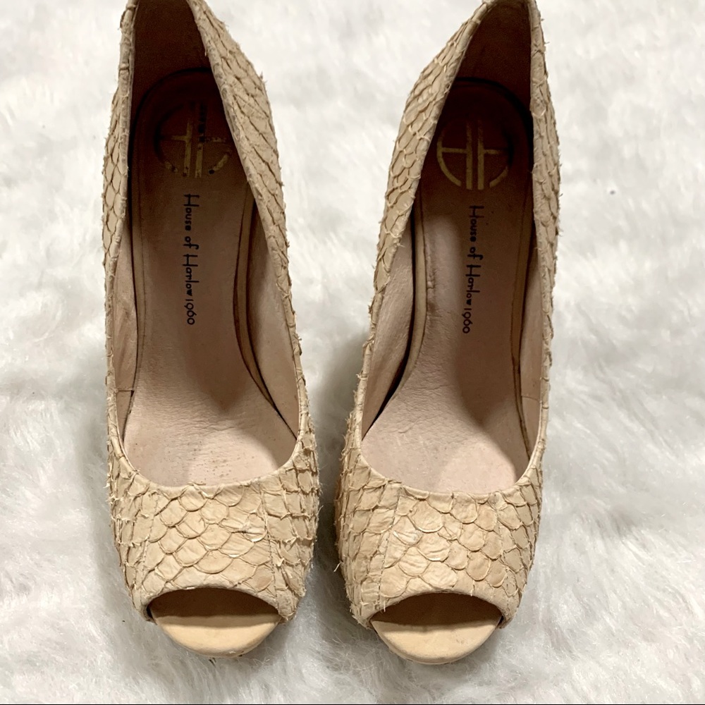 Like New House of Harlow 1960 Nude Corset Back Snakeskin Peep Toe Platform Heels - Picture 3 of 9